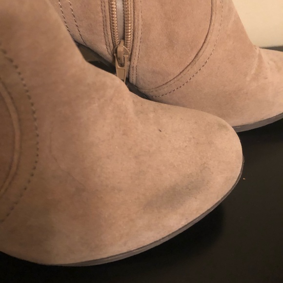 Ankle booties - Picture 2 of 6